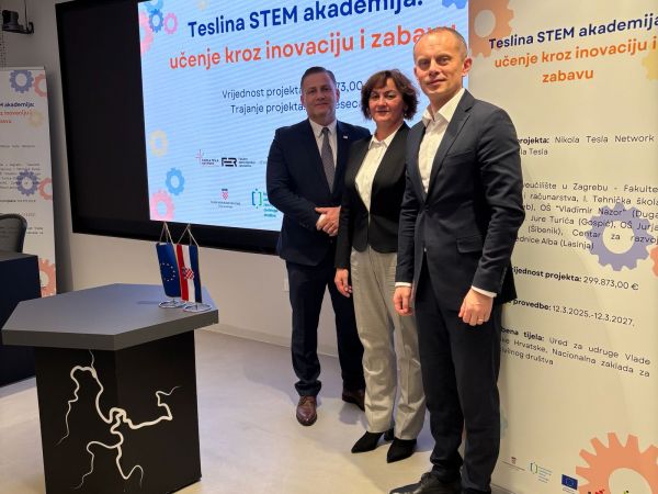 Teslina STEM akademija- učenje kroz inovaciju i zabavu