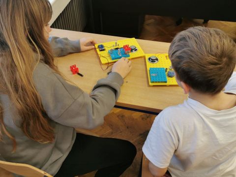 Nikola Tesla Network - Teslina STEM akademija nastavlja se i ove godine i to u Dugoj Resi!