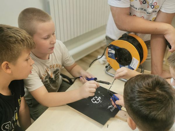Novi STEM izazovi u Dugoj Resi!
